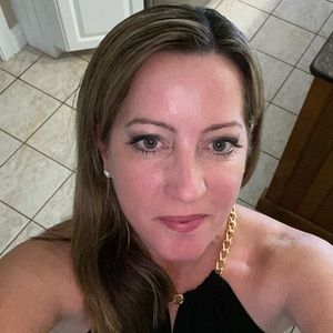 Meet your Posher, Jeanette